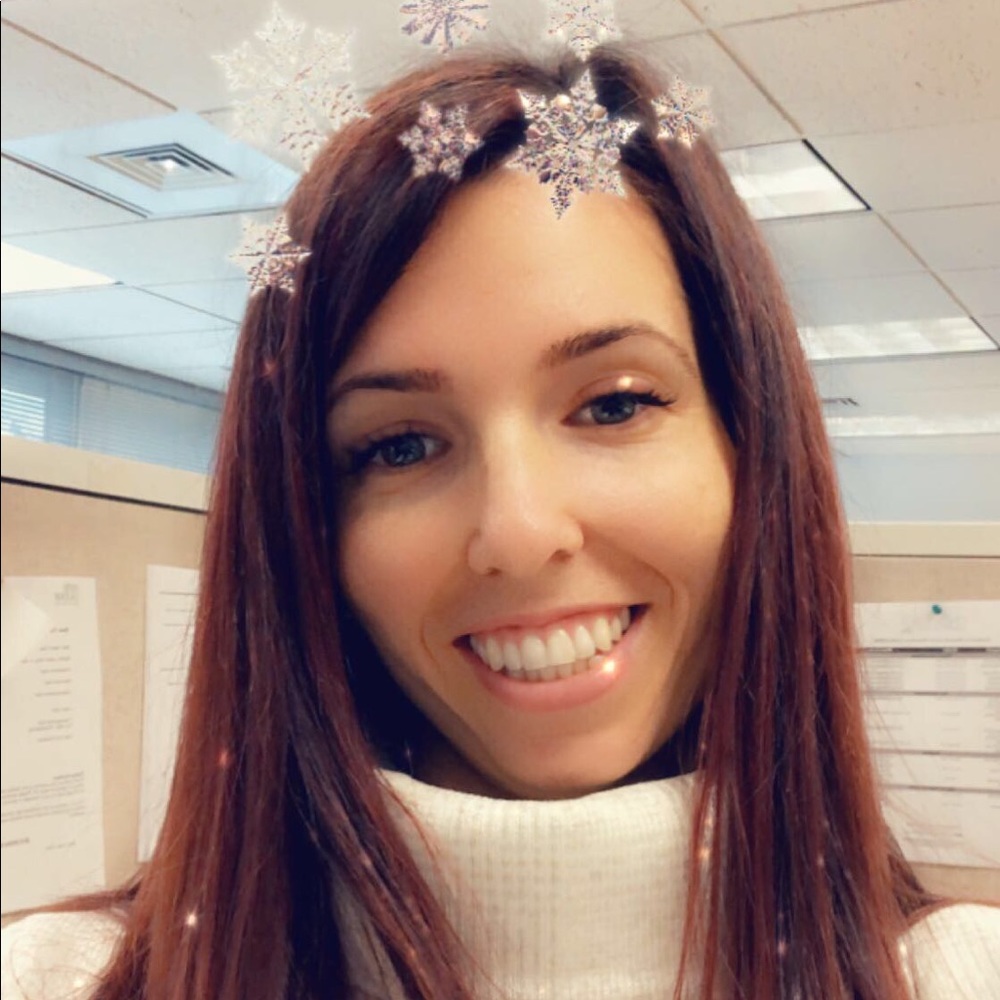 Meet your Posher, Nicole